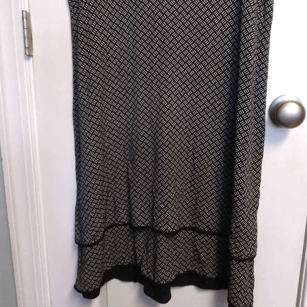 J Jill Sleeveless Black & White Geometric Midi Dress Sleeveless Tiered Church - Picture 5 of 13